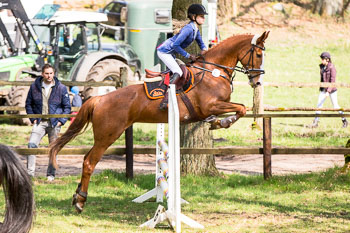 Stechen A-Springen Stechen A-Springen