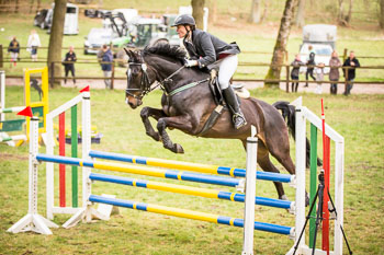 Stechen A-Springen Stechen A-Springen