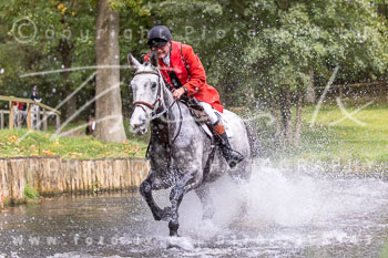 11 - Jagd Gut SChnede