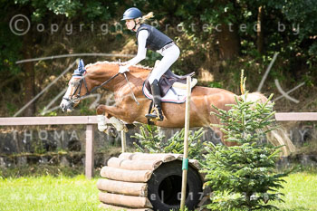 11 - Geländeritt E - Harburger Reitverein