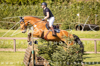 24 - Harburg Stilgeländeritt E - II. Abteilung