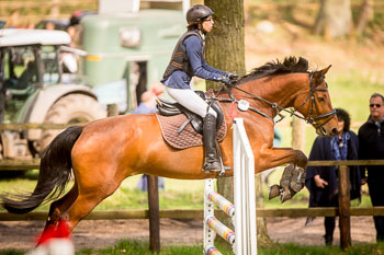 Stechen A-Springen Stechen A-Springen